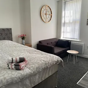 Bv Comfy Budget Studio At Quebec Street Bradford Apartment